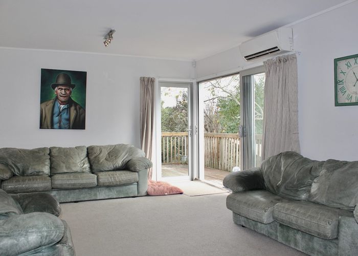  at 58 Taipari Rd, Te Atatu Peninsula, Waitakere City, Auckland