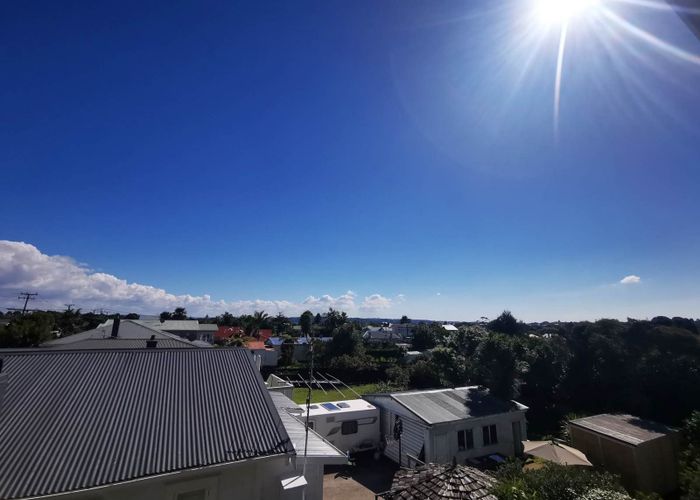  at 1-04/9-11 Walmer Road, Point Chevalier, Auckland City, Auckland