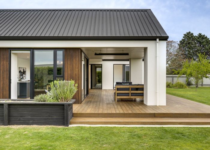  at 39 Jervois Road, Jervoistown, Napier