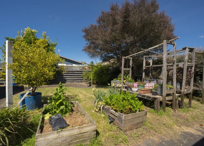  at 4 Doncaster Drive, Papamoa Beach, Papamoa