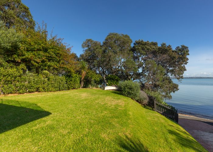  at 14A Harbour View Road, Point Chevalier, Auckland