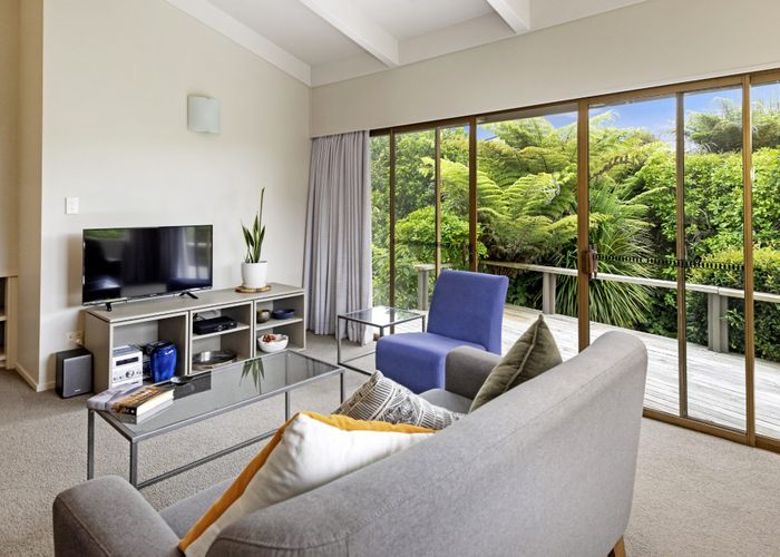  at 83 Evelyn Road, Cockle Bay, Auckland