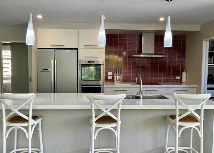  at 92 Bowenvale Ave, Cashmere, Christchurch City, Canterbury