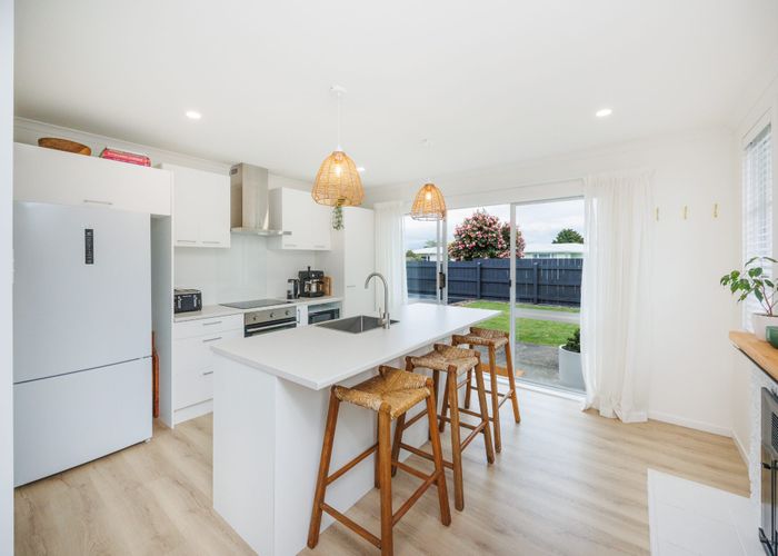 at 37 Waterloo Crescent, Hokowhitu, Palmerston North, Manawatu / Whanganui