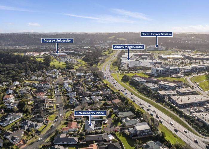  at 5 Wineberry Place, Albany, North Shore City, Auckland