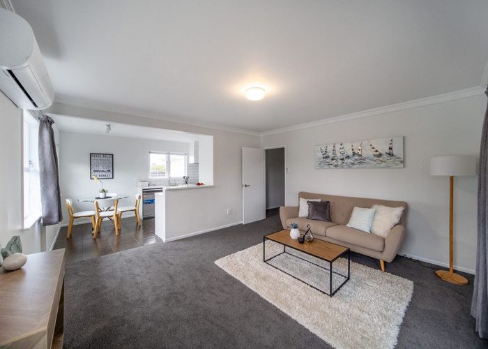  at 21 Plumley Crescent, Mangere, Auckland