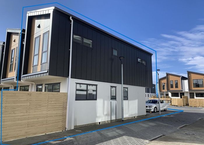  at 41 Red Arches Road, Henderson, Waitakere City, Auckland