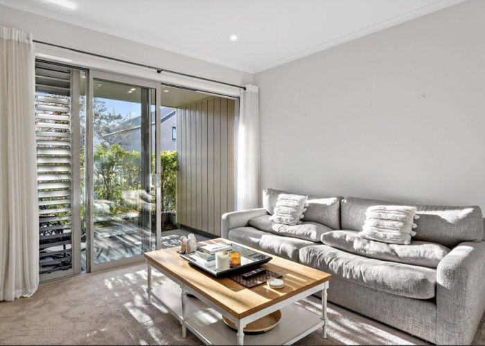  at 11/2 Warrant Officer Lane, Hobsonville, Waitakere City, Auckland