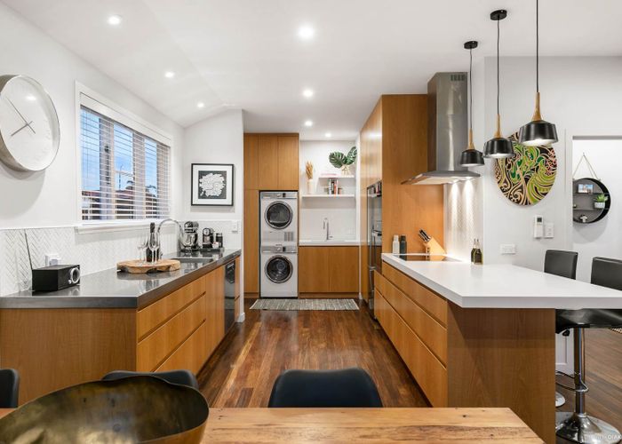  at 34 Kiwitea Street, Sandringham, Auckland