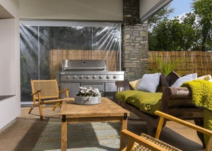  at 2 Oscar Road, Greenhithe, North Shore City, Auckland