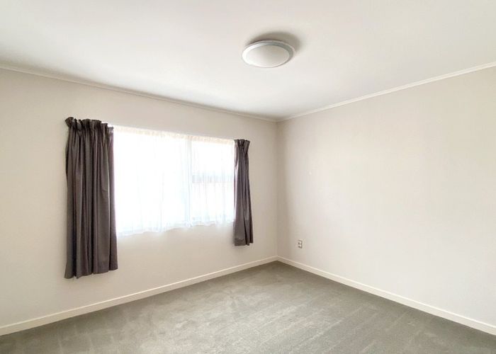  at 68 Donovan Street, Blockhouse Bay, Auckland City, Auckland