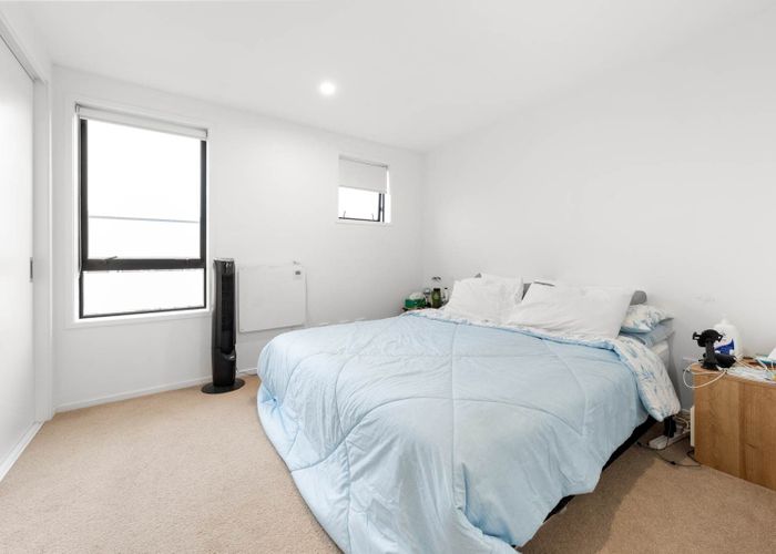  at 19 Kotuitui Street, Manukau, Manukau City, Auckland