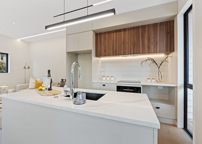  at 1/36 William Souter Street, Forrest Hill, North Shore City, Auckland