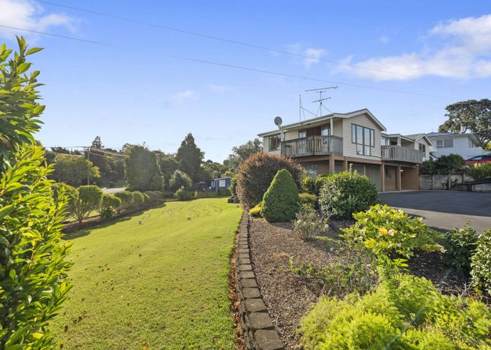  at 27 Tui Street, Oneroa, Waiheke Island, Auckland