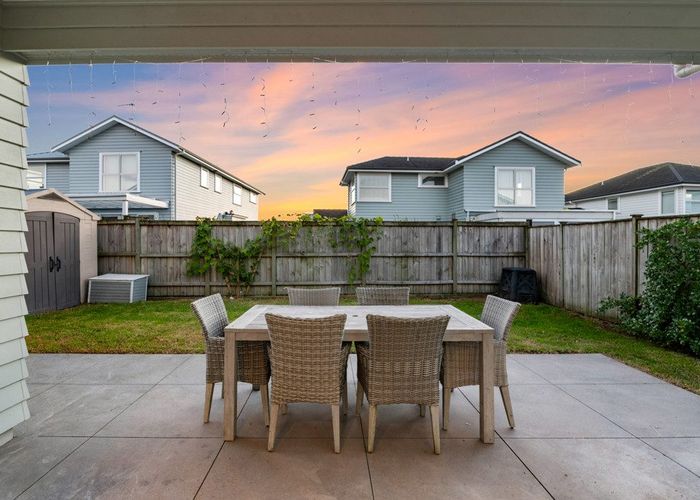  at 22 Couldrey Crescent, Red Beach, Red Beach