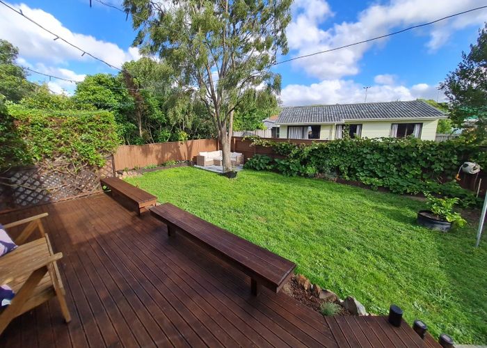  at 2/2a McParland Street, Ebdentown, Upper Hutt, Wellington