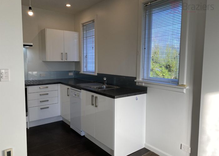  at 2/99 Edgeware Road, St. Albans, Christchurch City, Canterbury