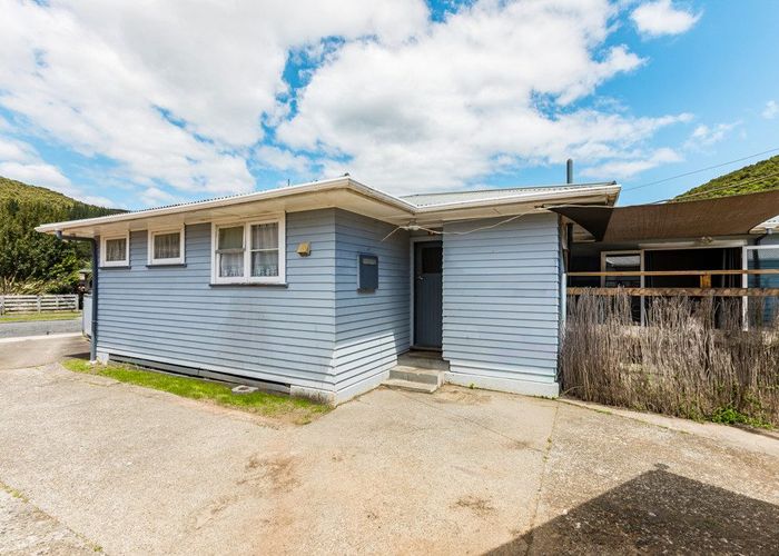 at 51 Parenga Street, Wainuiomata, Lower Hutt, Wellington