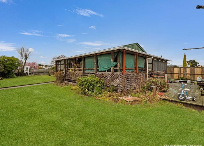  at 32 Bermuda Drive, Hornby, Christchurch