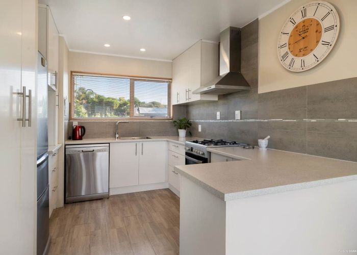  at 42 Colombo Road, Waiuku, Franklin, Auckland