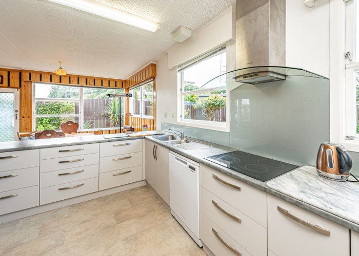  at 8 Kapiti Terrace, Castlecliff, Whanganui