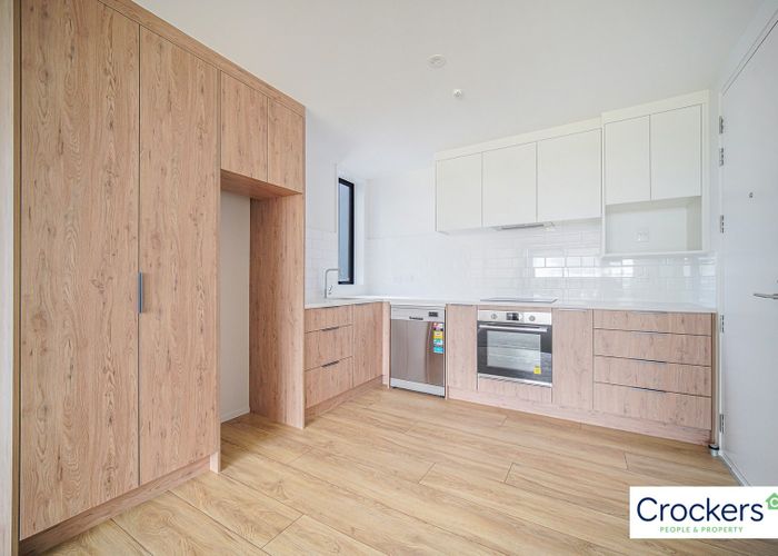  at 6/8 Treasure Lane, Te Atatu South, Waitakere City, Auckland