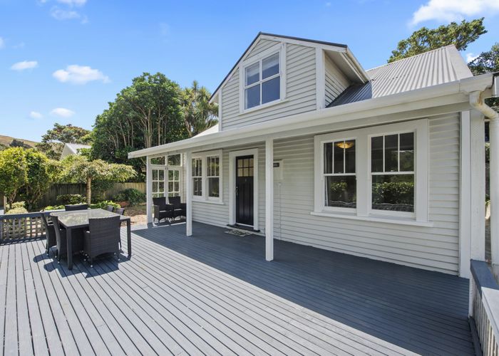  at 102 Parkvale Road, Karori, Wellington