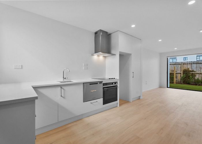  at 7/52 Taramea Street, Avondale, Auckland City, Auckland