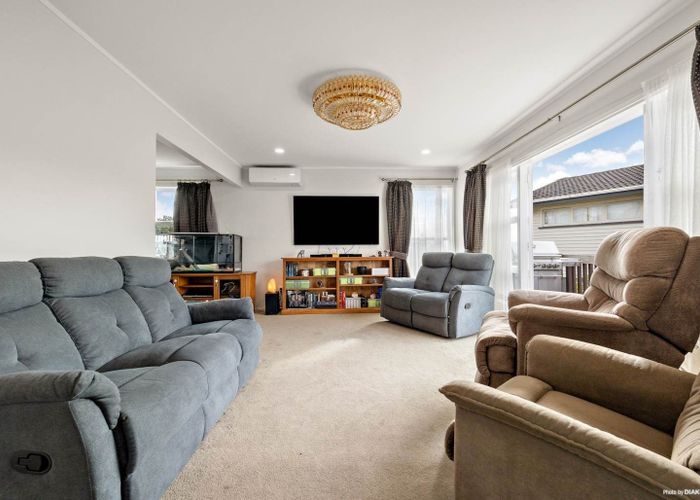  at 71 Gossamer Drive, Pakuranga Heights, Manukau City, Auckland