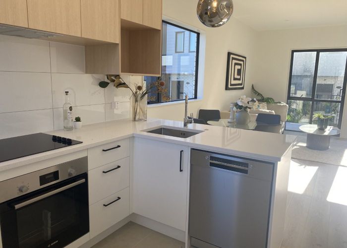  at 25 Paetai Lane, Te Atatu Peninsula, Waitakere City, Auckland