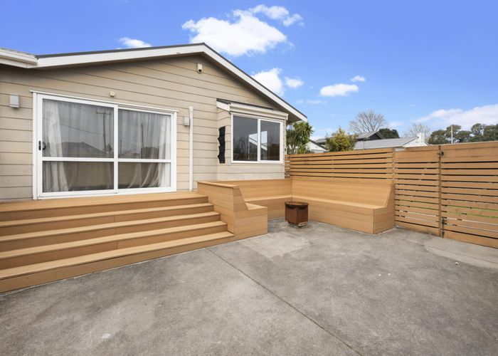  at 1/12 House Avenue, Mangere Bridge, Manukau City, Auckland