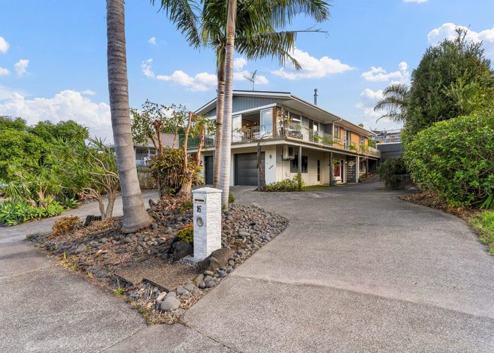  at 16 McCrystal Avenue, Bucklands Beach, Auckland