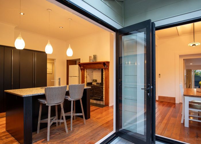  at 10 Thames Street, Claudelands, Hamilton, Waikato