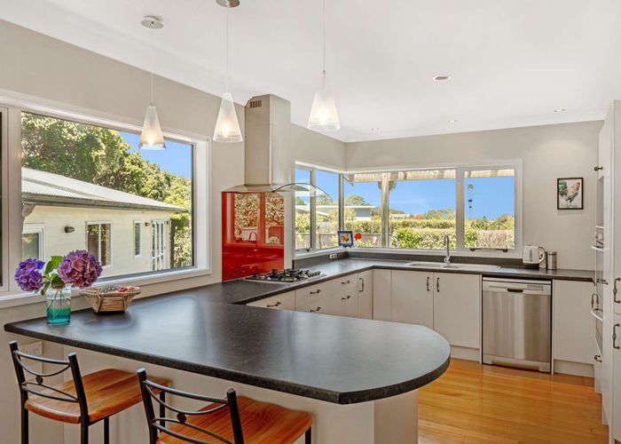  at 18 Pickwick Road, Otamatea, Whanganui, Manawatu / Whanganui