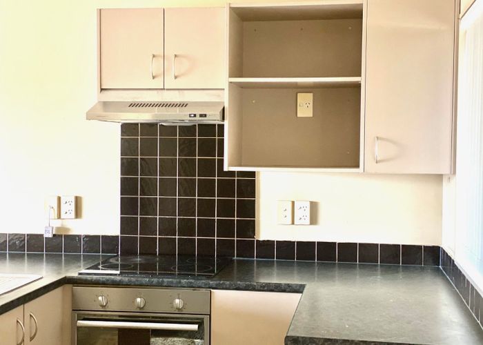  at 9/42A  Park Ave, Papatoetoe, Manukau City, Auckland