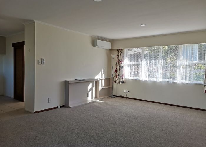  at 2/60 Oakdale Road, Mount Roskill, Auckland City, Auckland