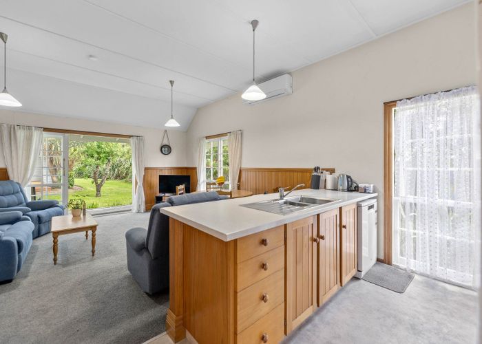  at 4/30 Sorrento Drive, Rangatira Park, Taupo