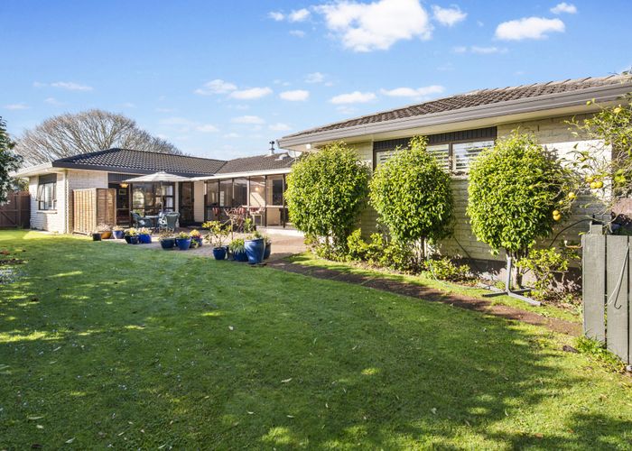  at 20 Westholm Way, Papakura, Papakura, Auckland