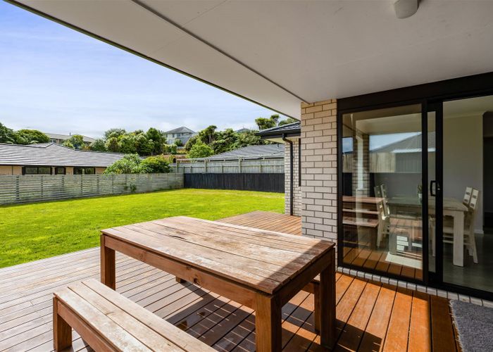  at 15 Frederick Place, Whalers Gate, New Plymouth