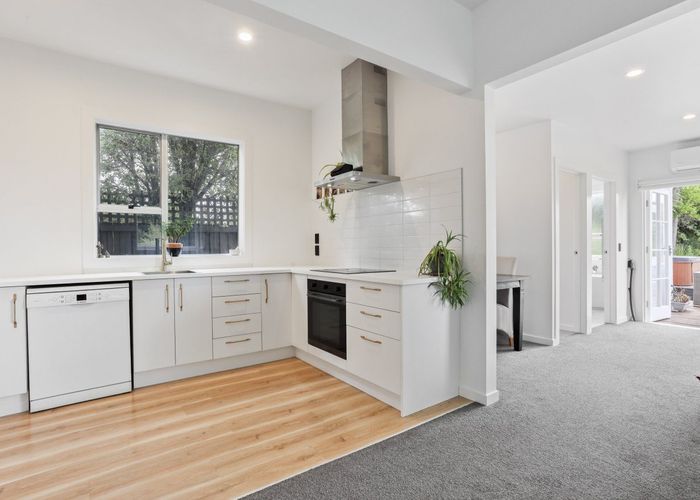  at 12A Cradock Street, South New Brighton, Christchurch City, Canterbury