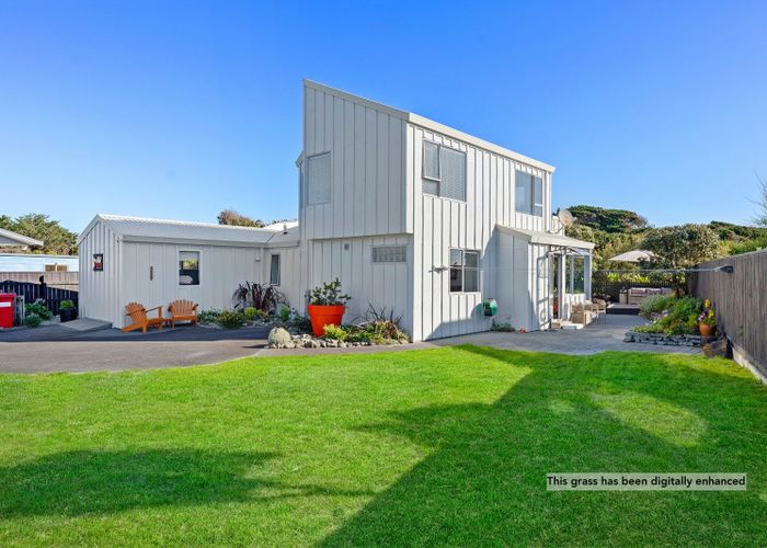  at 12 Scott Avenue, Otaki Beach, Otaki