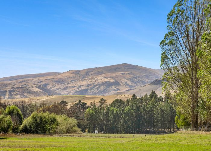  at 553B Ardgour Road, Tarras, Cromwell