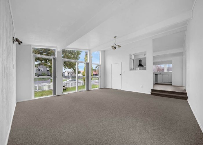  at 258 Buckland Road, Mangere East, Auckland