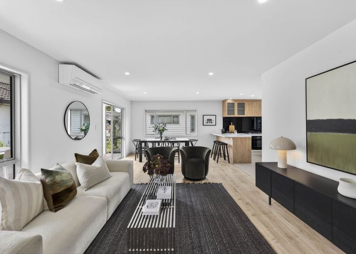  at 8A Colonel Barton Glade, Meadowbank, Auckland City, Auckland