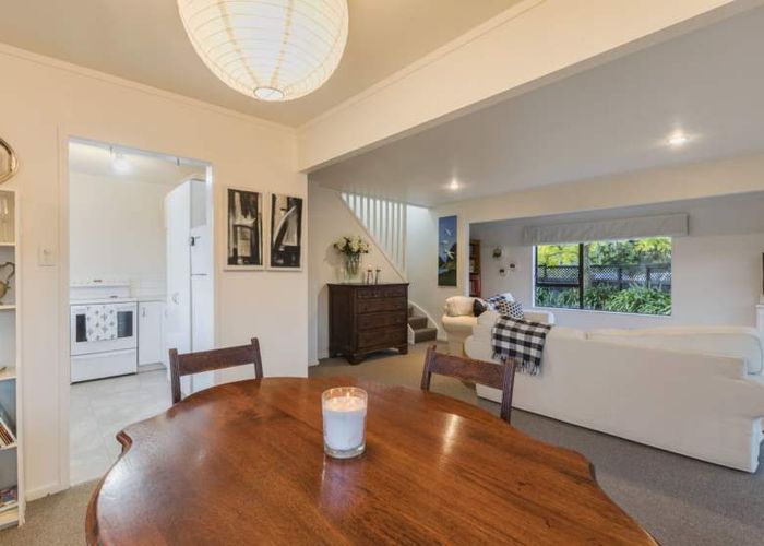  at 2/195 Abbotts Way, Remuera, Auckland