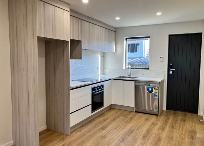  at 156 Ridge Road, Howick, Manukau City, Auckland