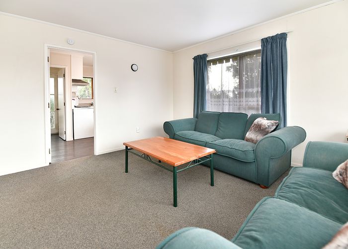  at 1/65 Edmonton Road, Henderson, Auckland