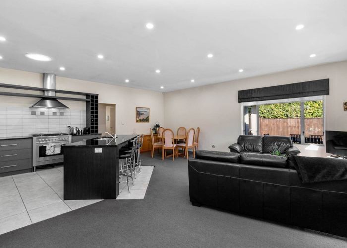  at 5 Fintry Place, Flat Bush, Manukau City, Auckland