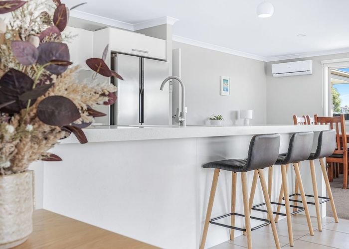  at 4 Carlingford Rise, Dinsdale, Hamilton