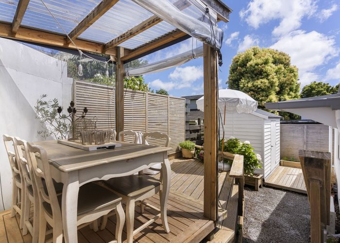  at 2/58 Birkdale Road, Birkdale, North Shore City, Auckland